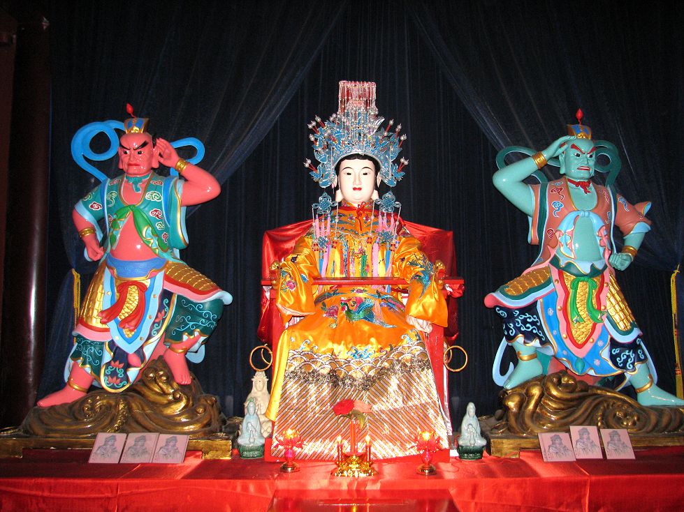 ဘုရားထဲရှိ မာဇူ ပုံတူ
