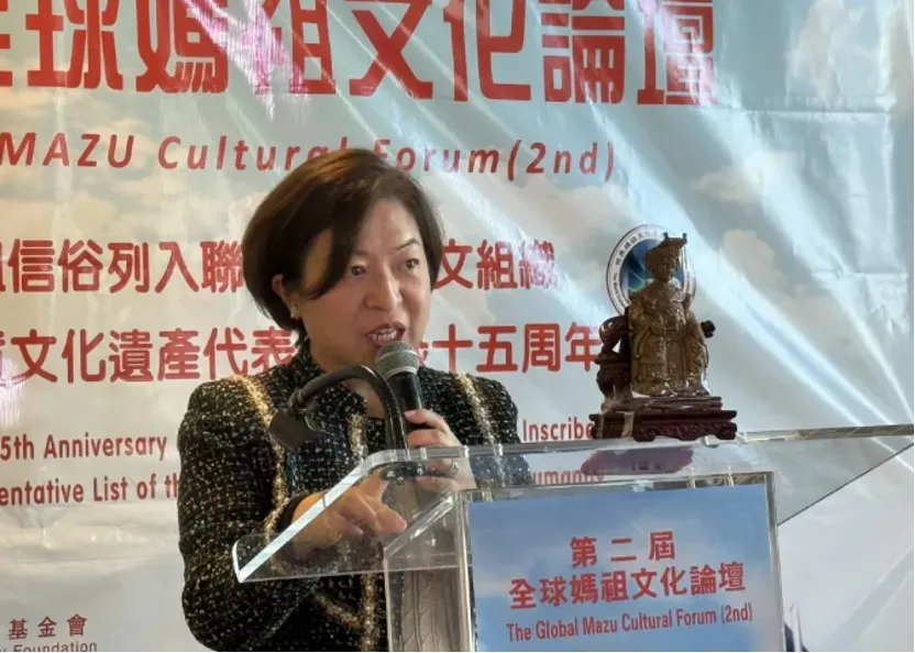纽约州40选区众议员金兑锡代表Eunice Choy致辞