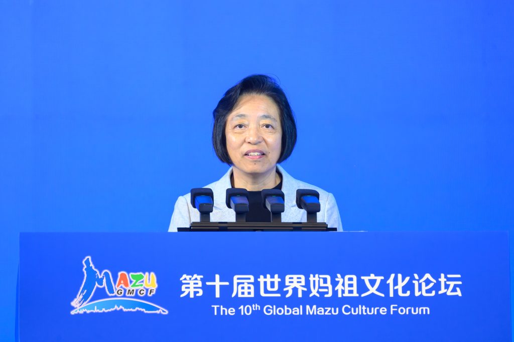 全国政协副主席、台盟中央主席苏辉