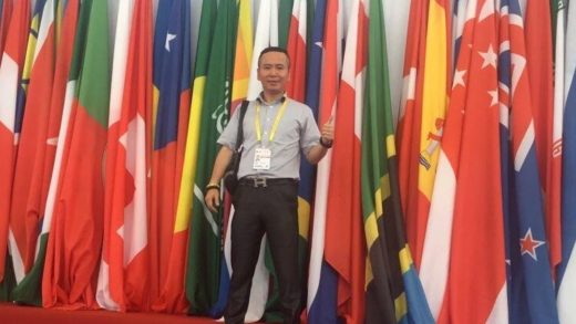 နိုင်ငံတကာပြပွဲတွင် ရွှေရတနာဆုရရှိခဲ့သည် - တရုတ်အနုပညာရှင် ကန်မင်းယီ