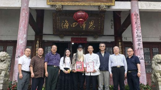 庐山脚下，妈祖之光——记曹俊平先生与九江庐山天后宫的传奇